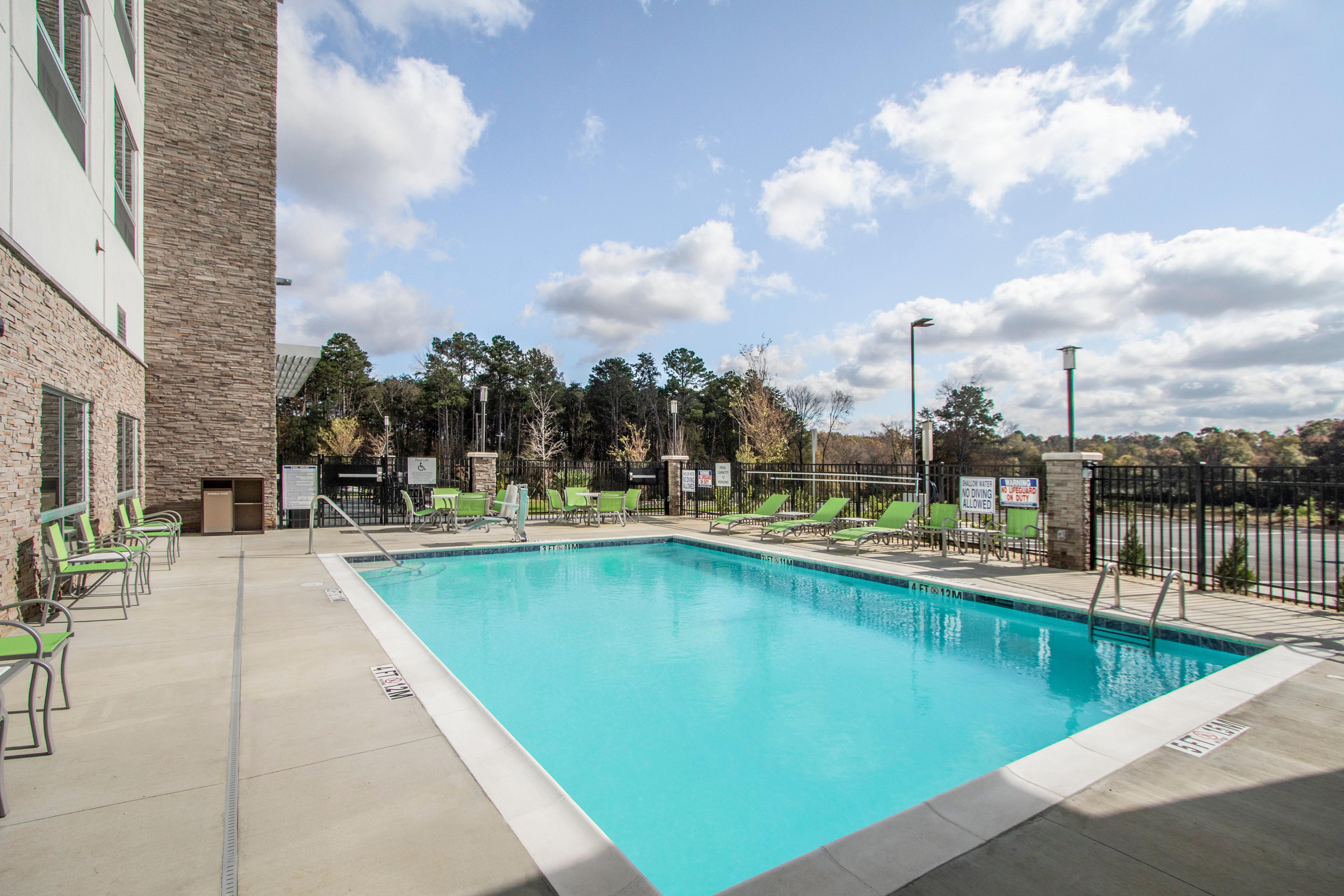 Hotel Express & Southwest By Ihg 3*