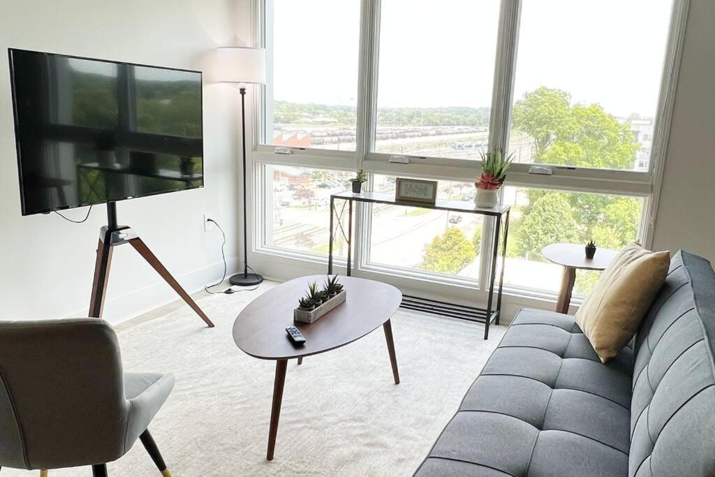 Apartment Apartment, Queen Bed, Wifi, Kitchen, Washer & Dryer In