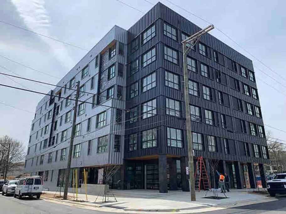 Apartment, Queen Bed, Wifi, Kitchen, Washer & Dryer In Charlotte