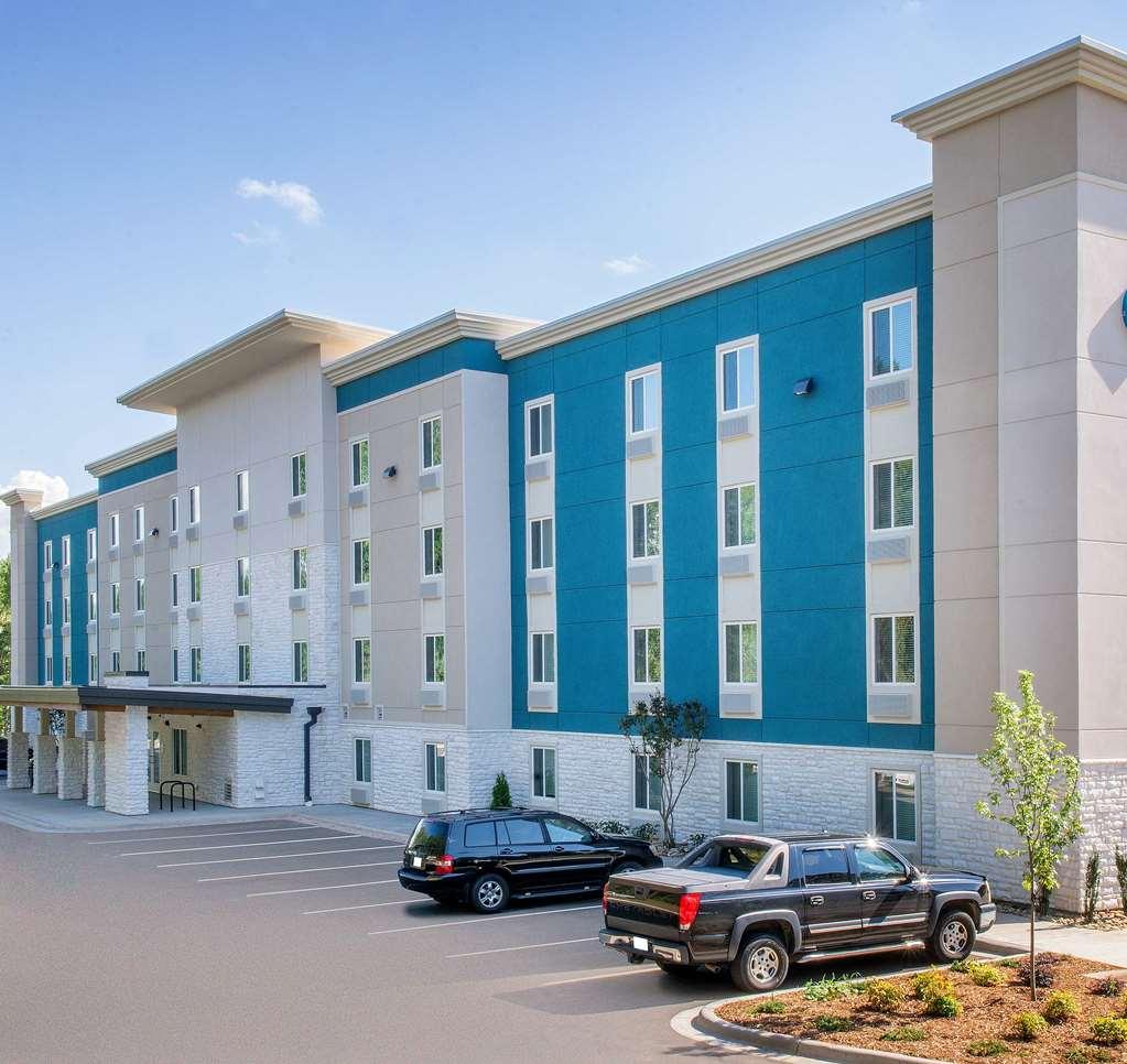 Extended America - - Northlake Charlotte