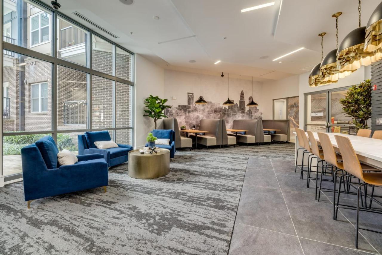 Apartment Premium And At Midtown 205 In Charlotte