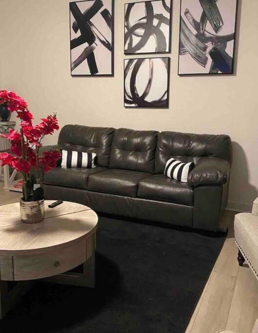 Luxurious 3 Story Townhome * Charlotte