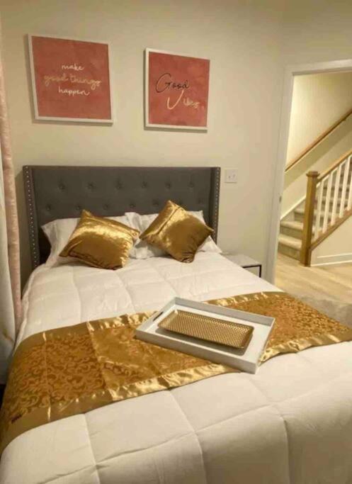 Luxurious 3 Story Townhome Charlotte