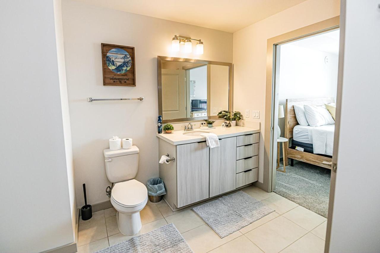 2br Uptown Furnished Near Truist Fields Apts *