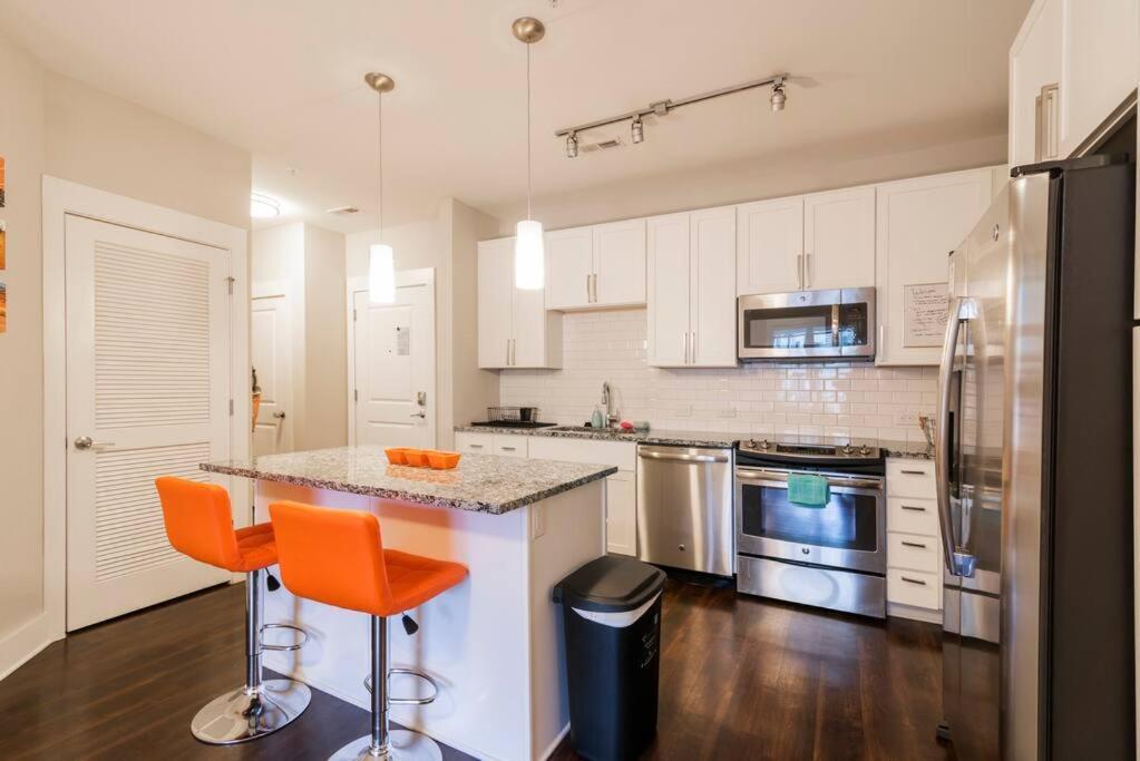 Luxury Dilworth 1br ◉ Near Food, Shops & Greenway * Charlotte