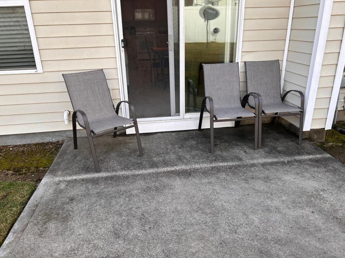 Cute And Cozy 5 Min From Carowinds Apartment