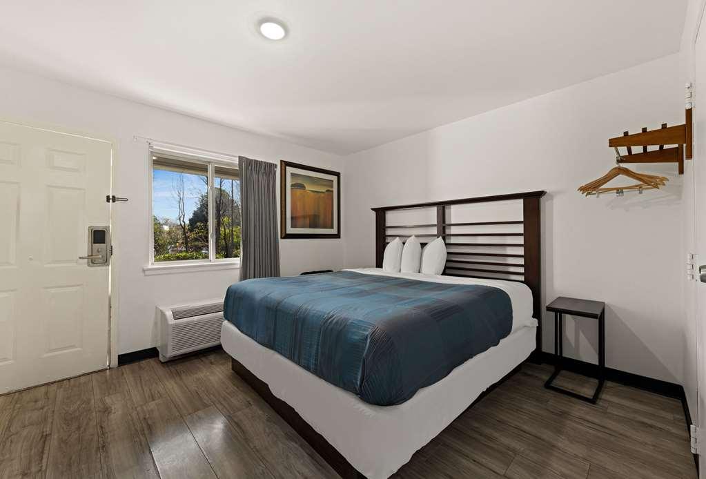 Rodeway Hotel Charlotte
