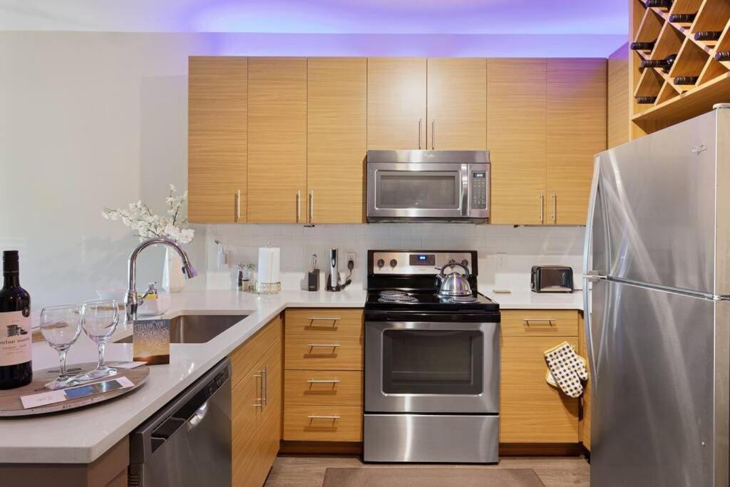 Apartment 1br Uptown, Pool, Wine, Near Convention Center_311 Charlotte