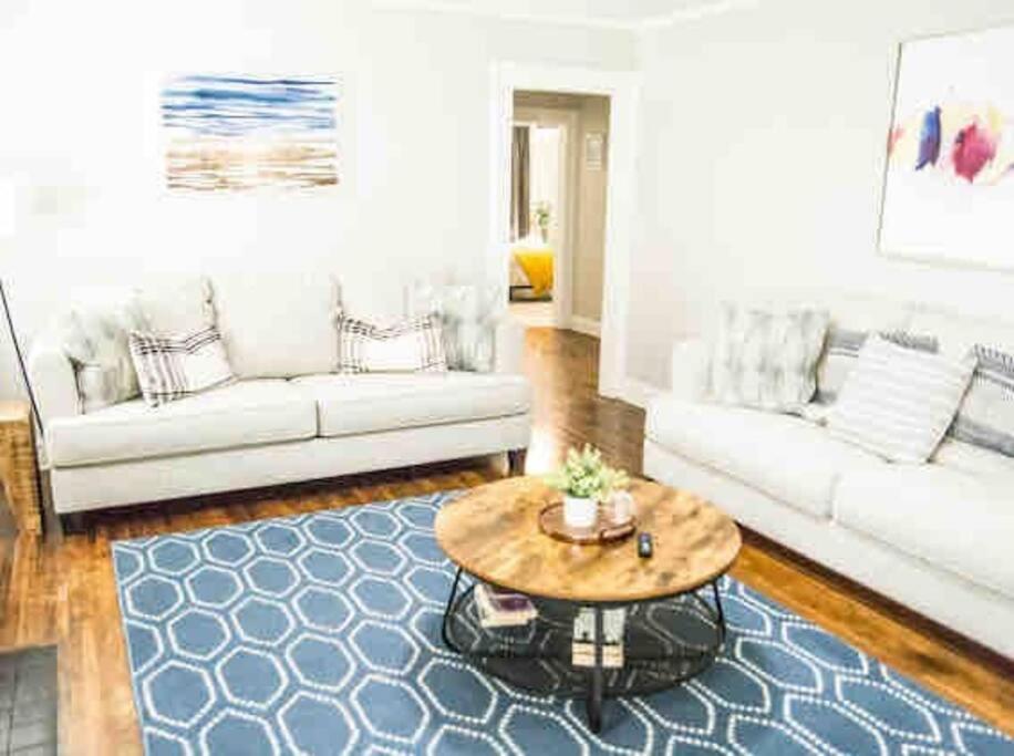 Holiday home Plaza Near Uptown, Noda, Light Rail! *