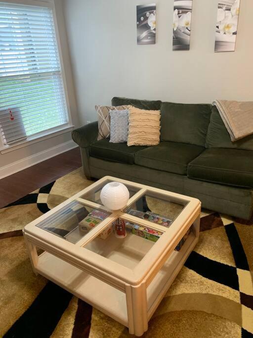 Awhile Apartment