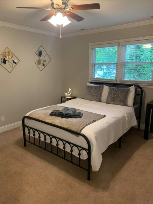 Awhile Apartment