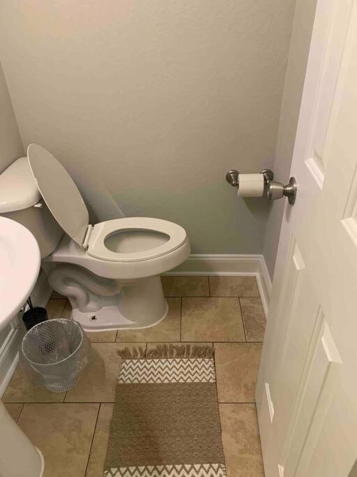 Apartment Awhile