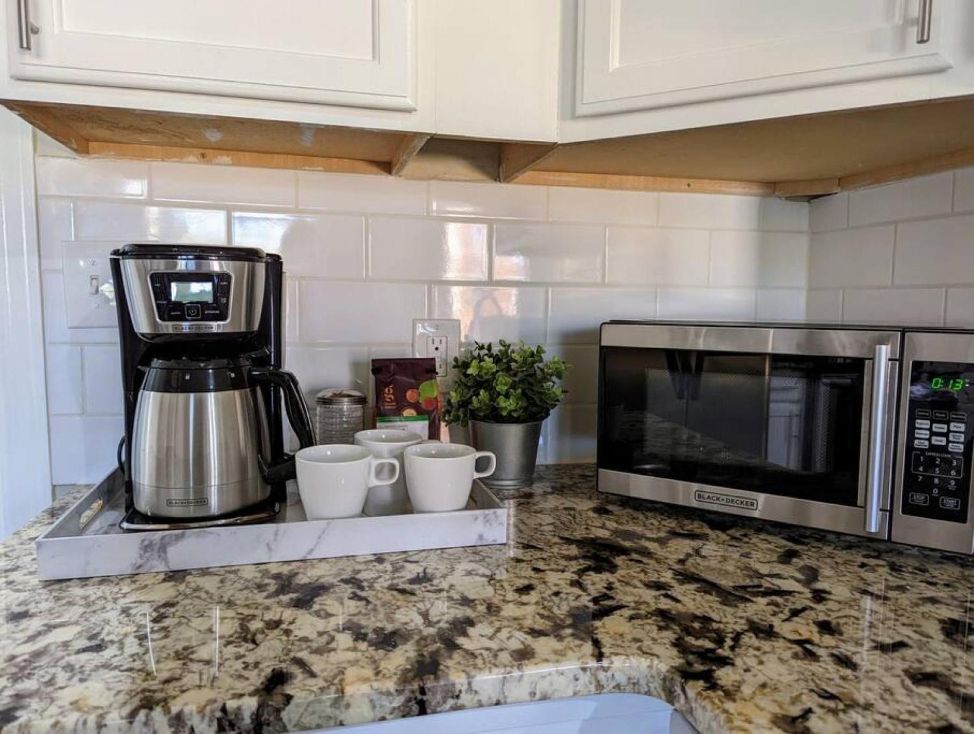 Spacious Family Friendly With Large Fenced In Yard * Charlotte