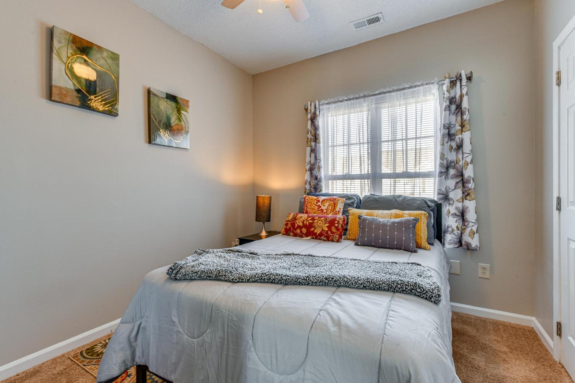 Holiday home Abode About 9 Mi To Bank Of America Stadium!