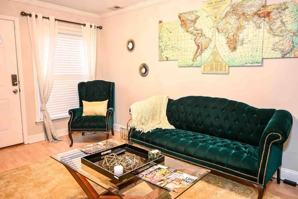 Apartment Cozy - 2 Bedroom Townhome Getaway - Plaza Midwood