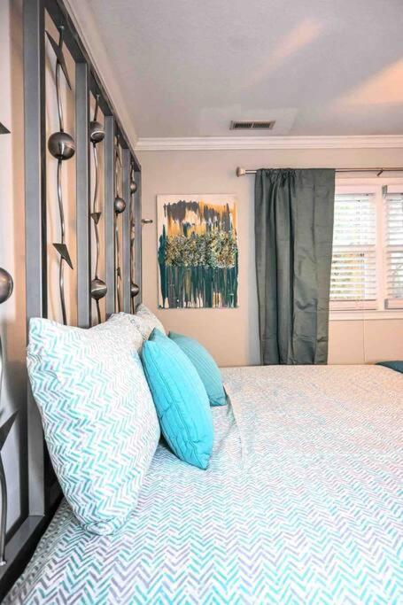 Apartment Cozy - 2 Bedroom Townhome Getaway - Plaza Midwood *