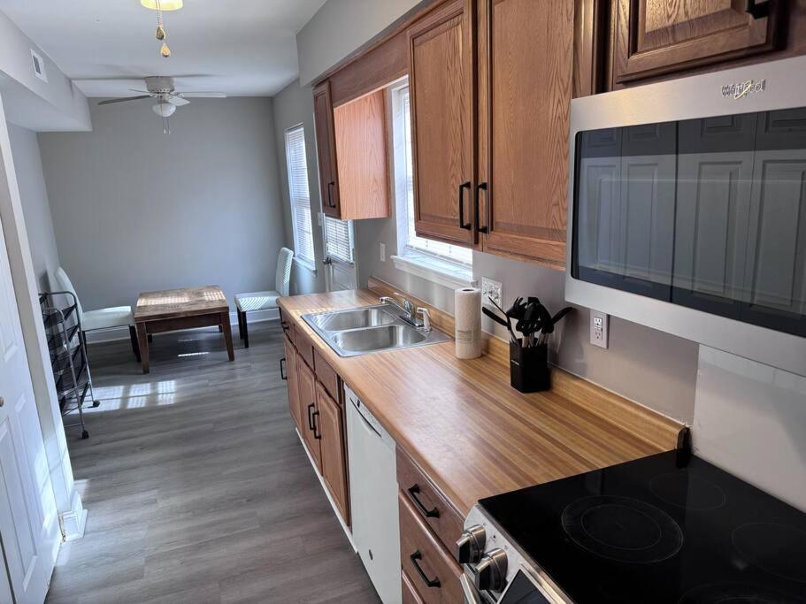 Apartment 3 Bedroom Town