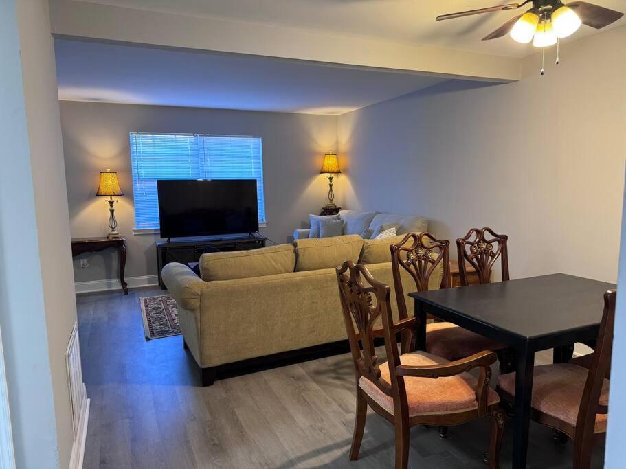 3 Bedroom Town Apartment Charlotte