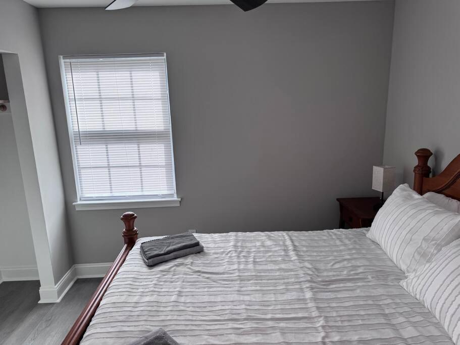 3 Bedroom Town Charlotte