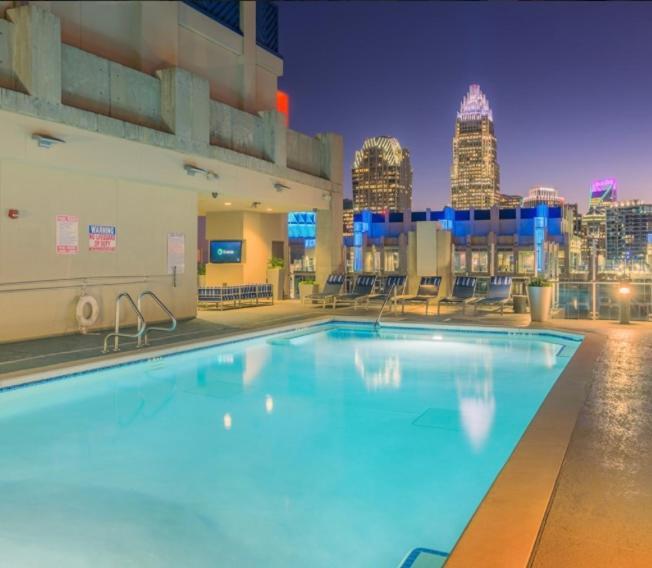 Apartment Luxury With Private Balcony And Amazing Views Charlotte
