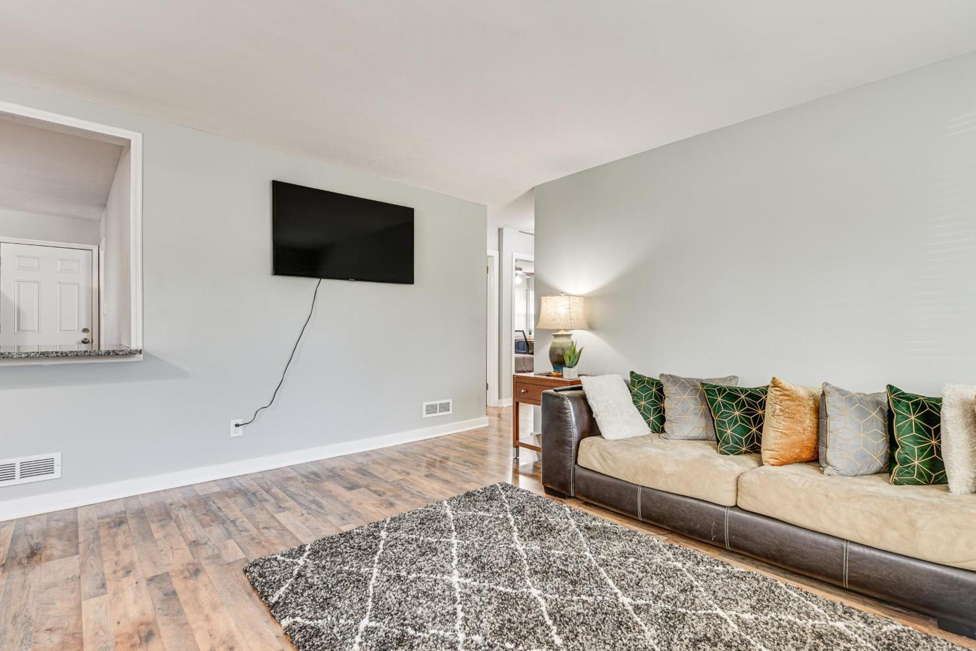 Updated With Yard About 3 Mi To Uptown! * Charlotte