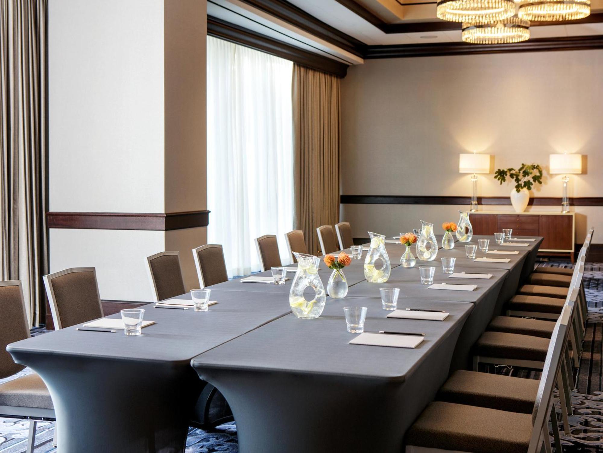 Kimpton Tryon Park By Ihg Hotel Charlotte