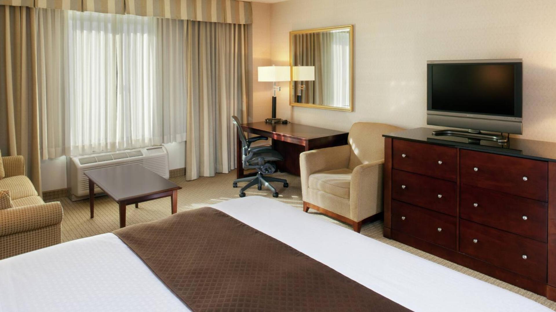 Hotel Doubletree By Hilton Airport