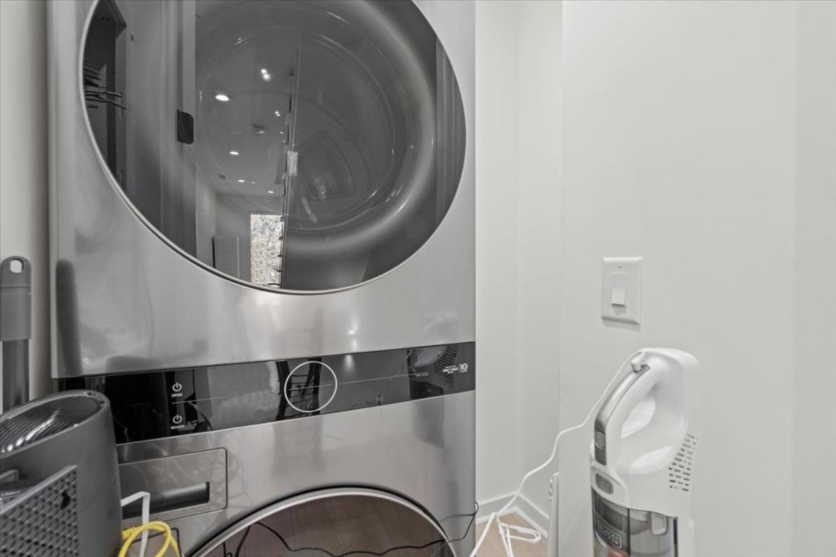 Apartment Stylish Modern 3br 3,5ba Townhouse In