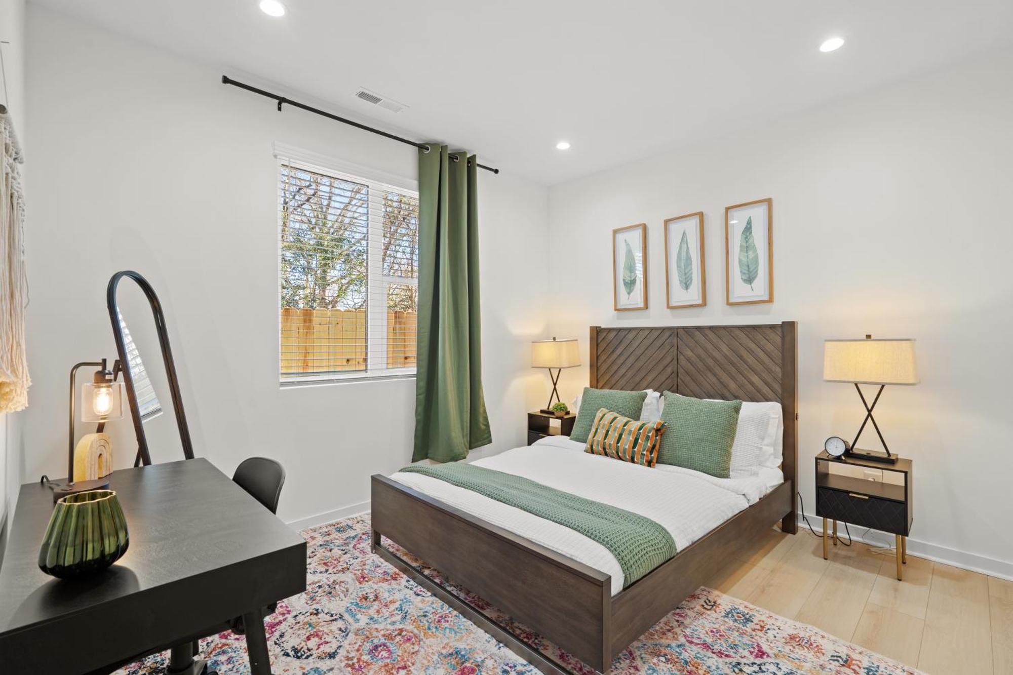 Stylish Modern 3br 3,5ba Townhouse In Apartment