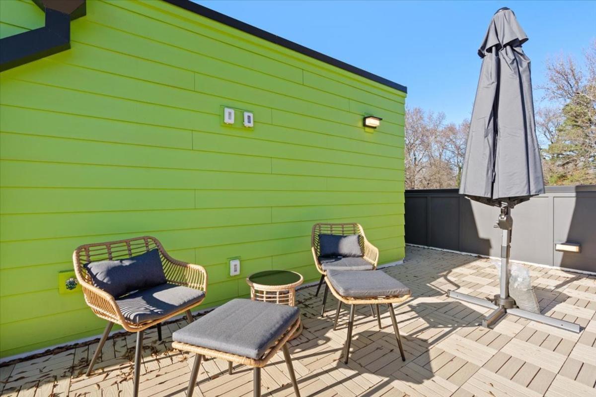 Stylish Modern 3br 3,5ba Townhouse In *