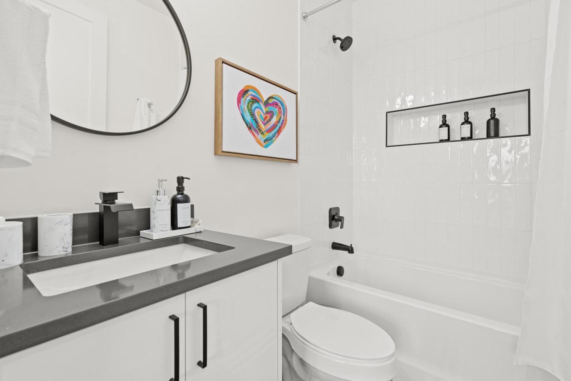 Stylish Modern 3br 3,5ba Townhouse In Charlotte