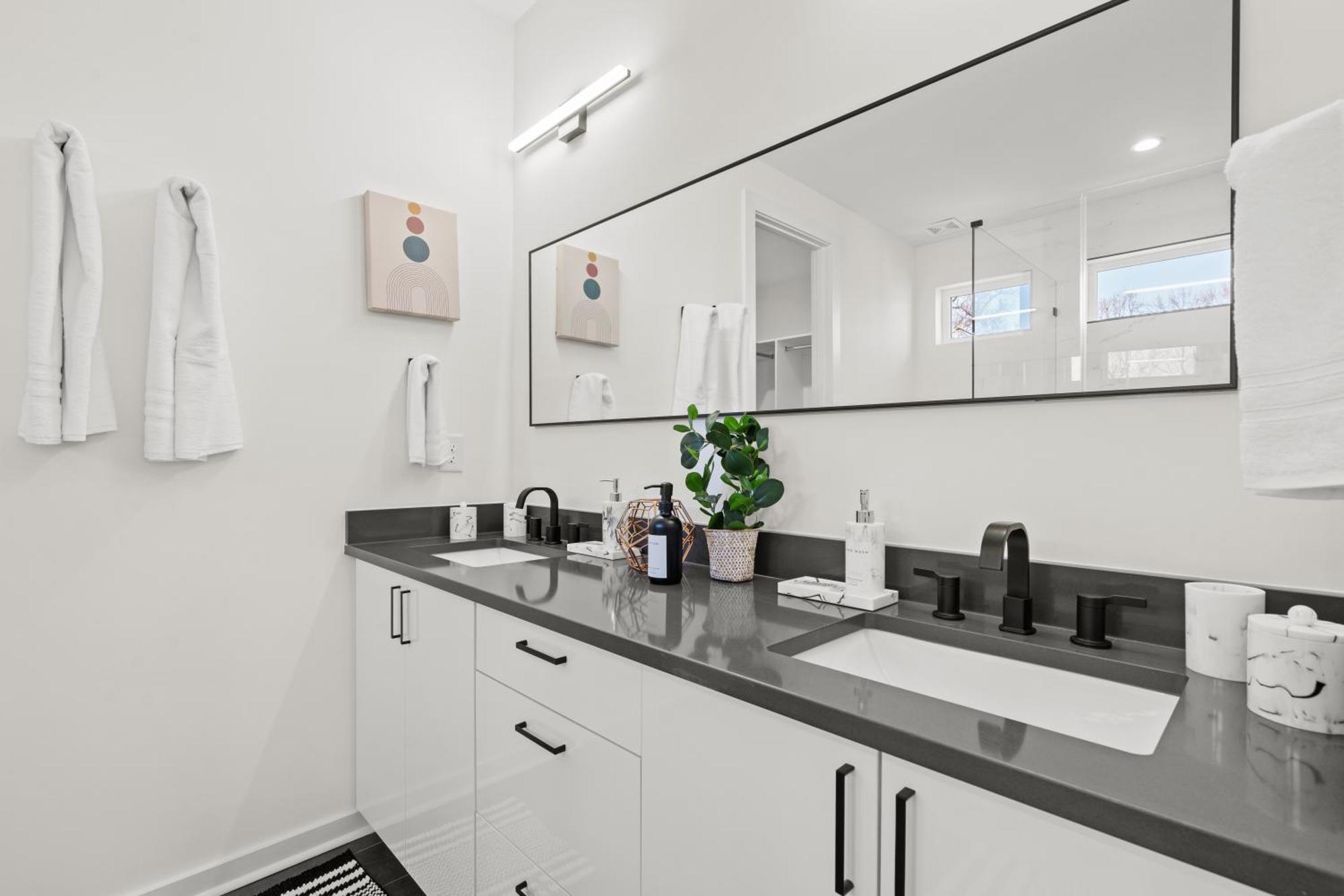 Stylish Modern 3br 3,5ba Townhouse In * Charlotte