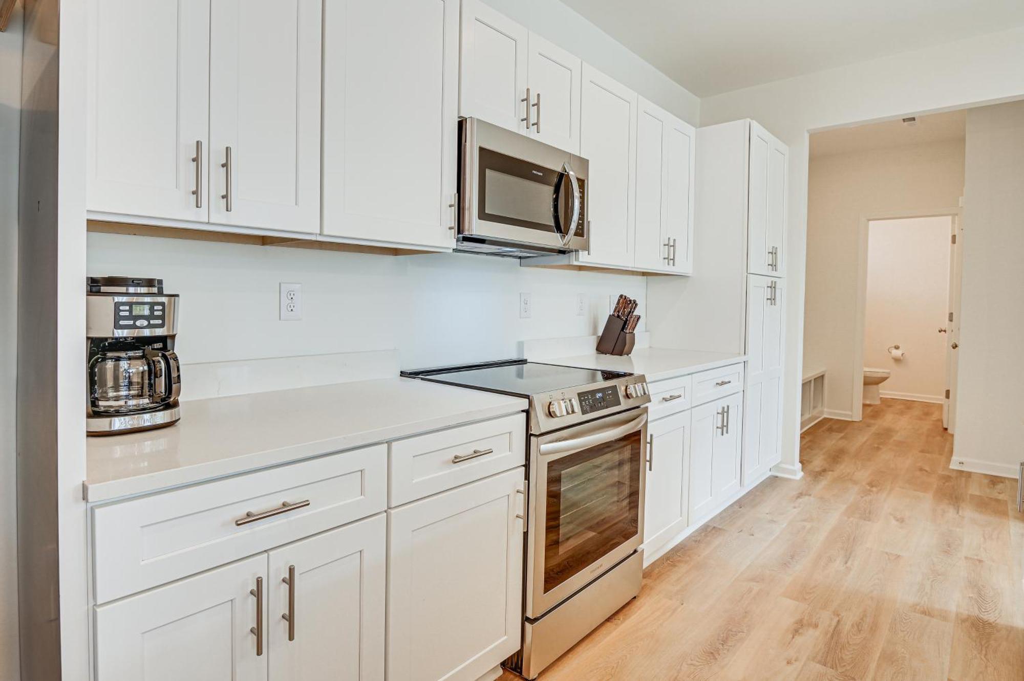 Charming Townhome 6 Mi To Downtown! * Charlotte