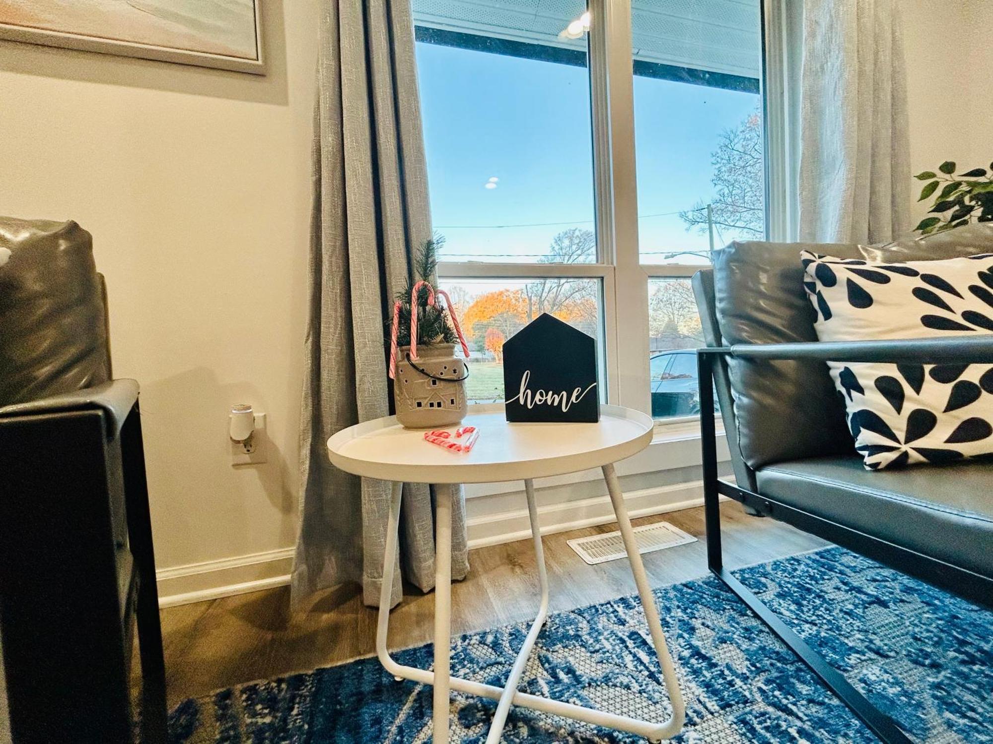 Modern Near Uptown Clt, Airport And Holiday home Charlotte