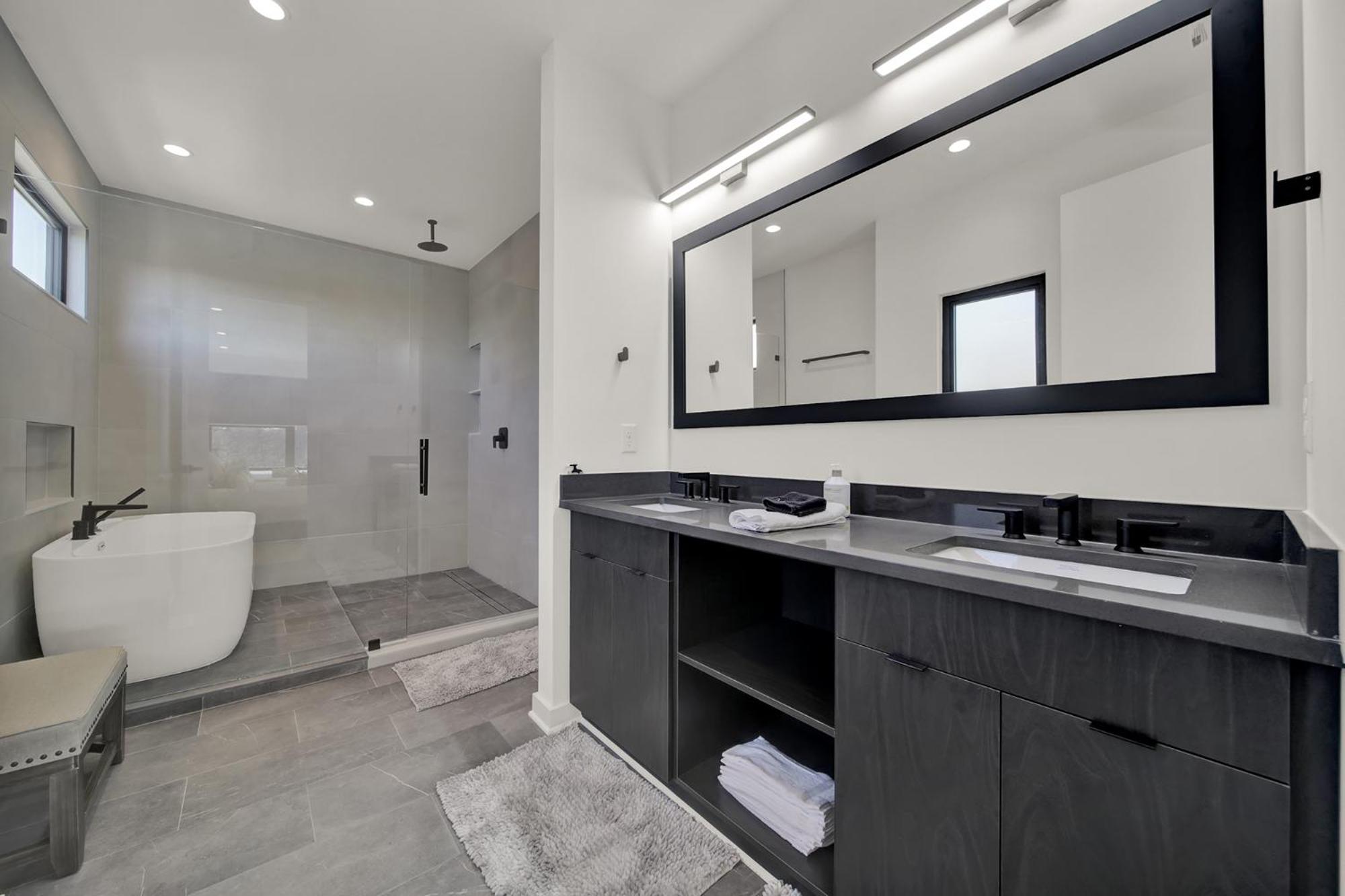 406 Katonah Amazing Location Rooftop Patio Views And A Gym * Charlotte
