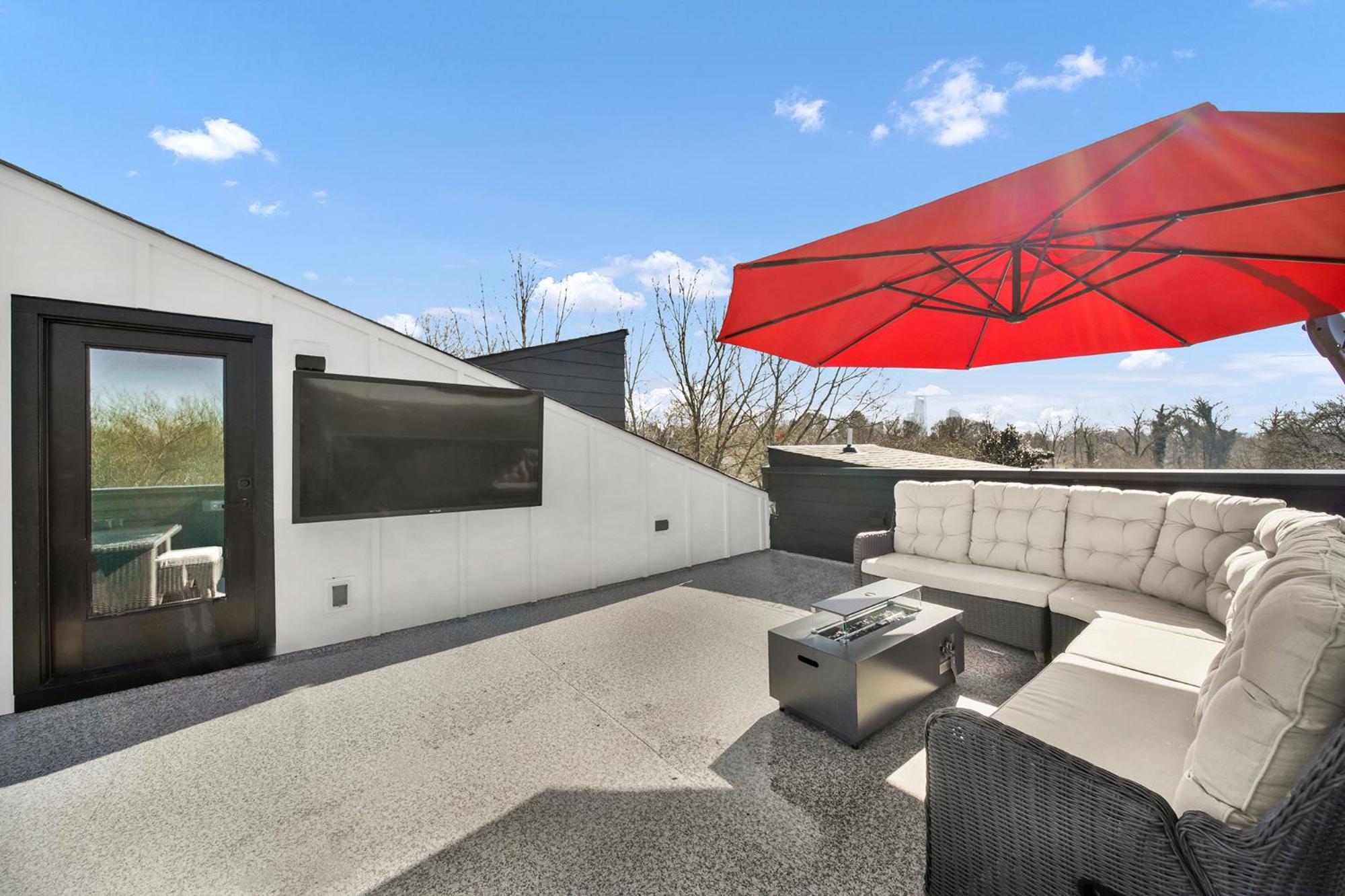406 Katonah Amazing Location Rooftop Patio Views And A Gym Holiday home Charlotte