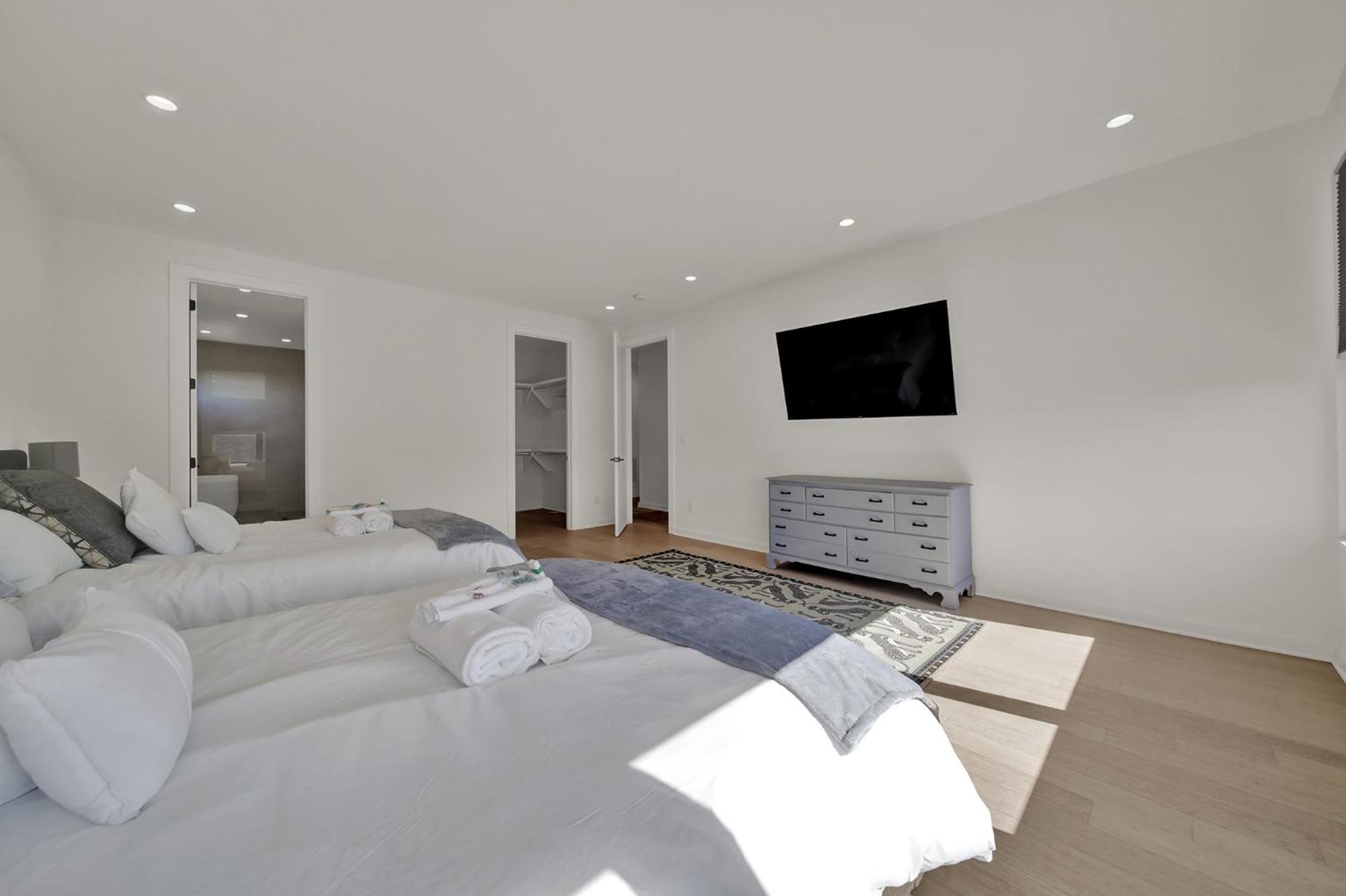Holiday home 406 Katonah Amazing Location Rooftop Patio Views And A Gym *