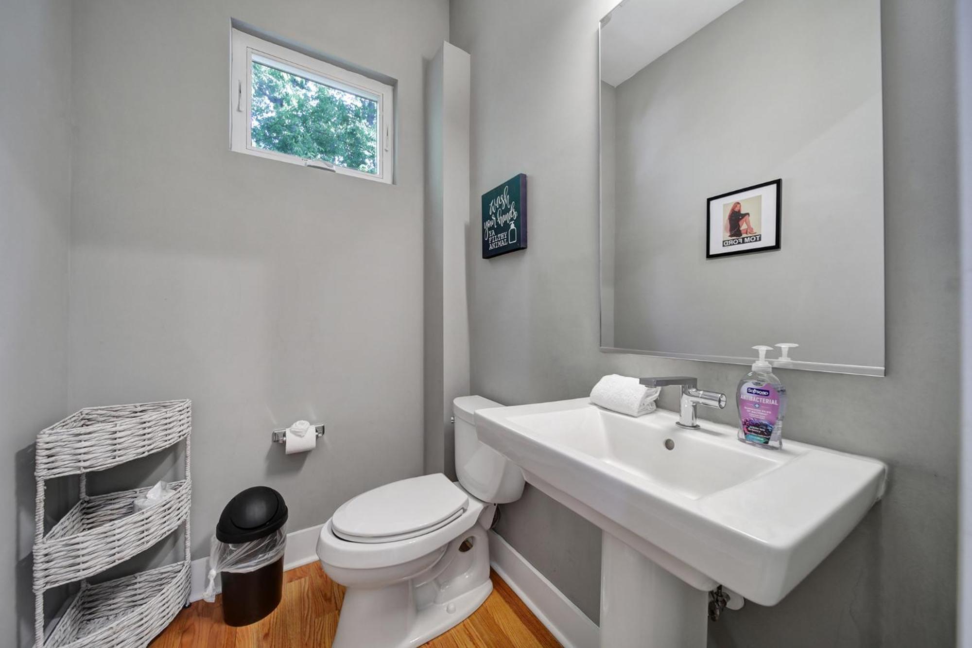 906 Westbrook B Views Rooftop Hot Tub And Short Walk To Stadium