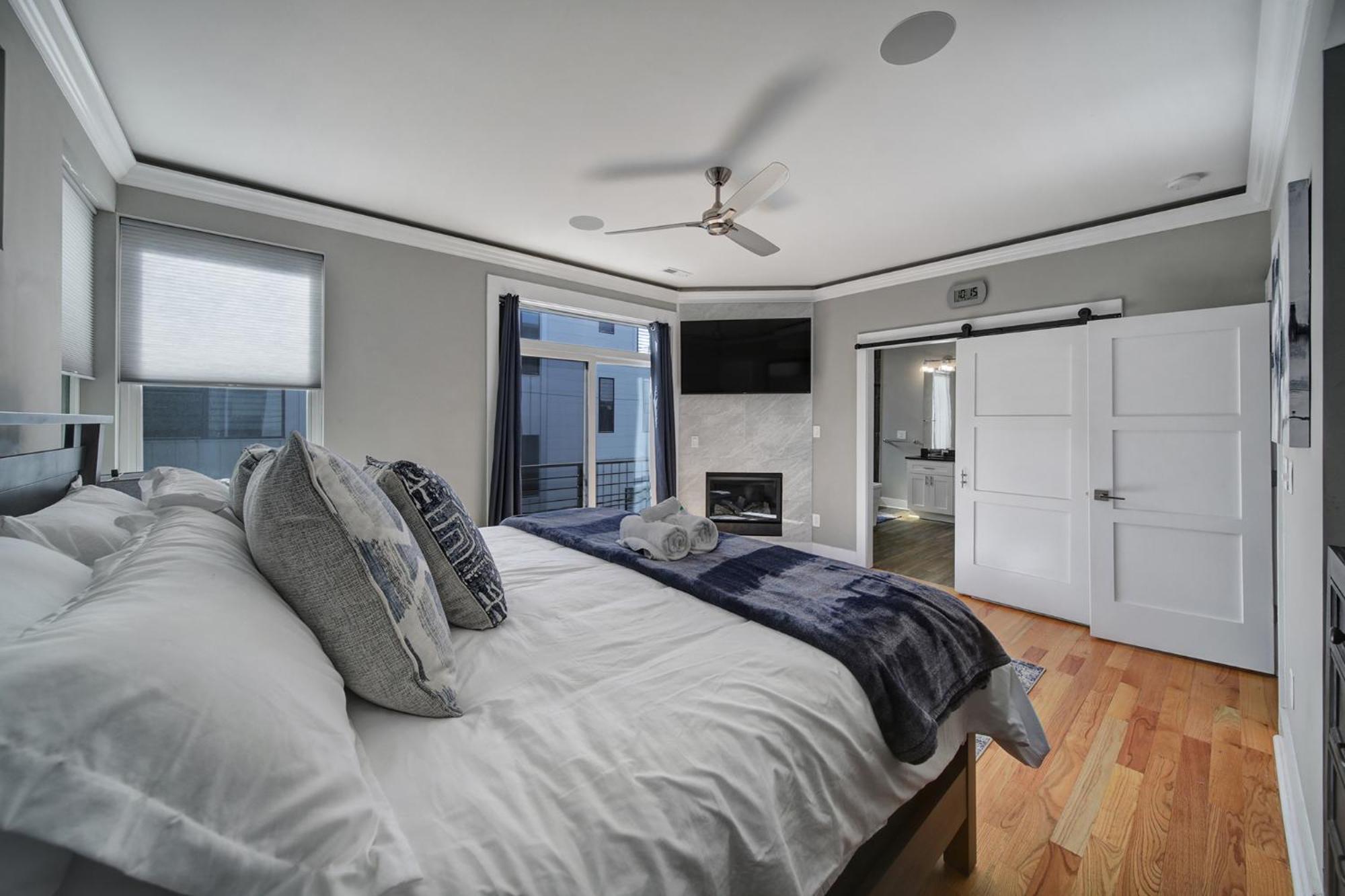 Holiday home 906 Westbrook B Views Rooftop Hot Tub And Short Walk To Stadium Charlotte
