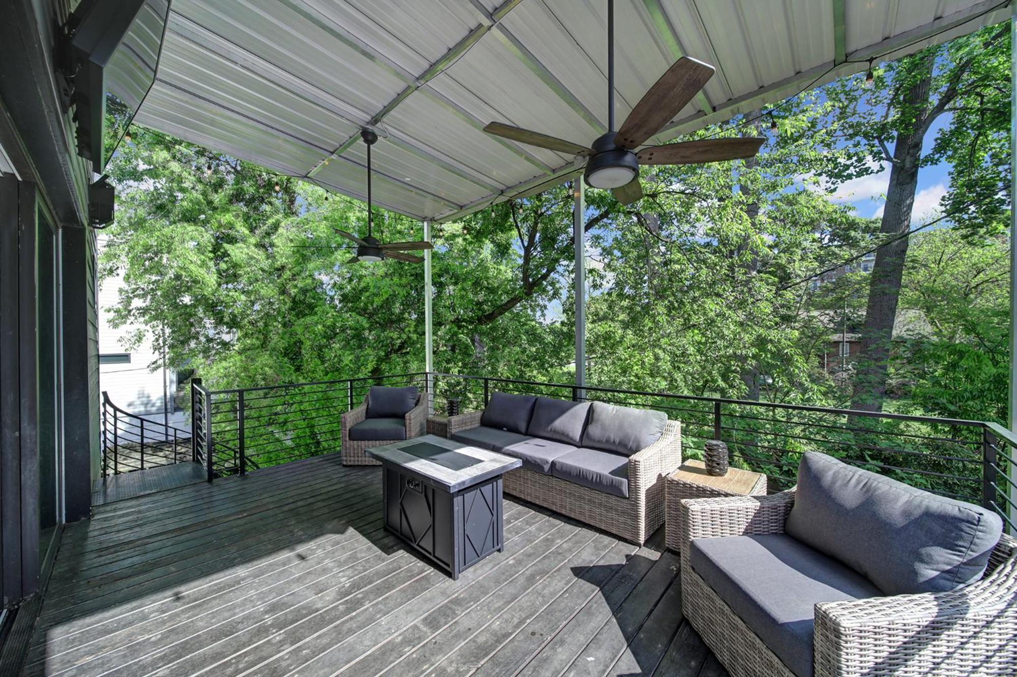 906 Westbrook B Views Rooftop Hot Tub And Short Walk To Stadium *