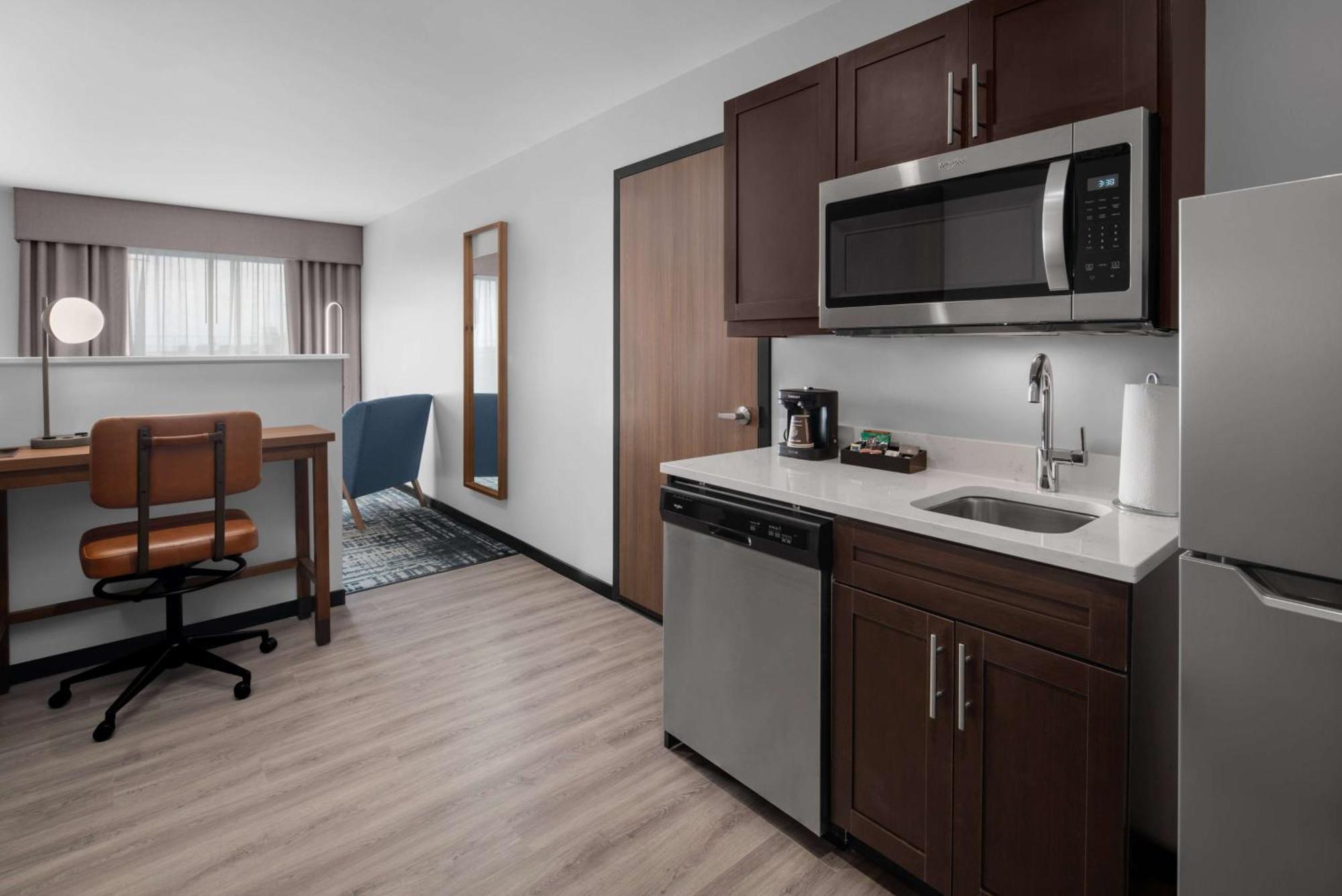 Homewood By Hilton Uptown First Ward Hotel 3*