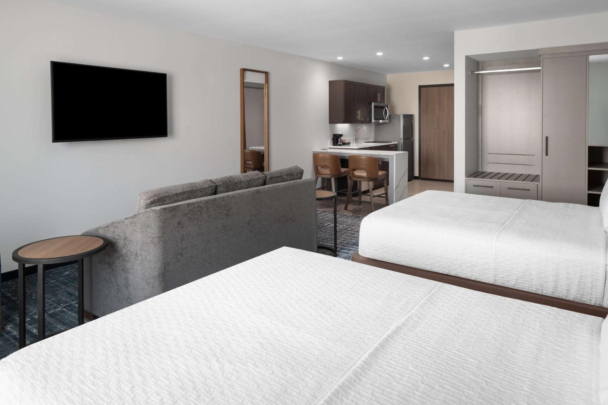 Homewood By Hilton Uptown First Ward Hotel