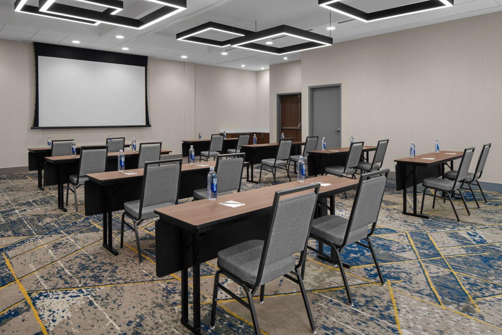 Hotel Homewood By Hilton Uptown First Ward Charlotte