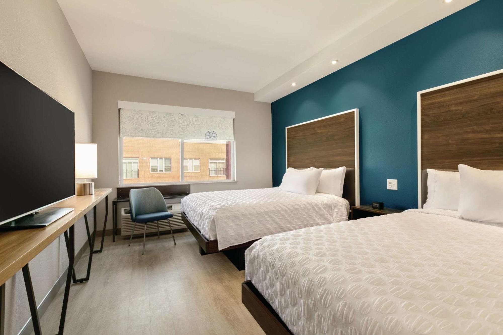 Tru By Hilton Ayrsley 3*