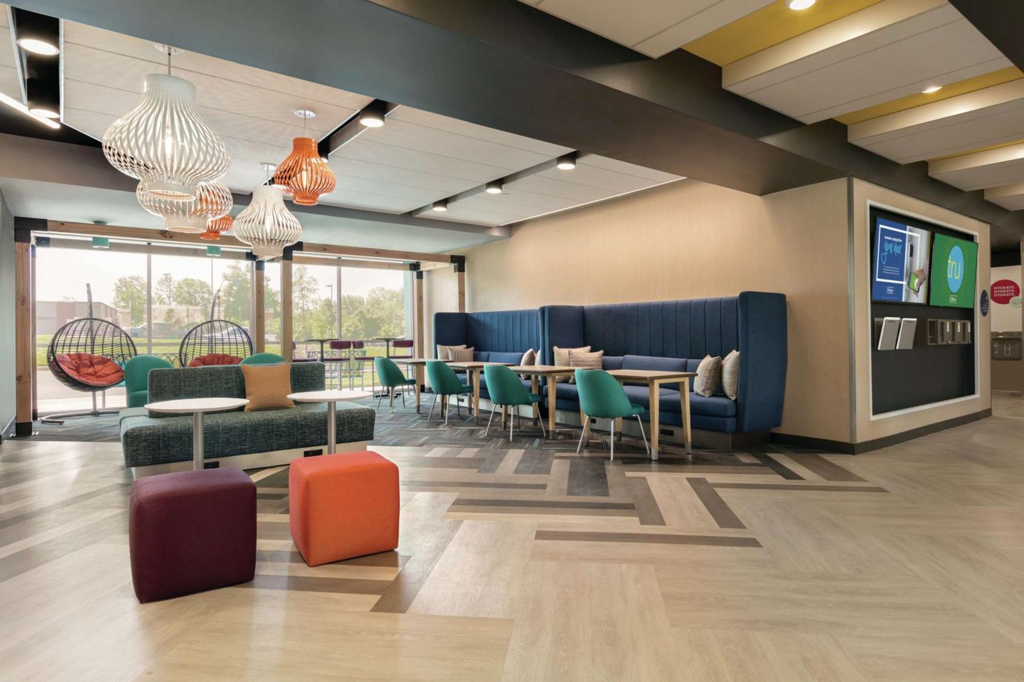 Tru By Hilton Ayrsley Hotel 3*