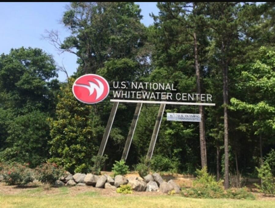 Holiday home Charming, Cozy Close To Uptown, Airport & Whitewater Center *