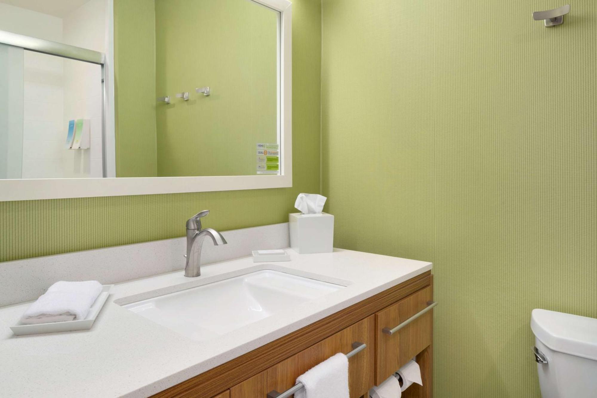 Home2 By Hilton Airport 3* Charlotte