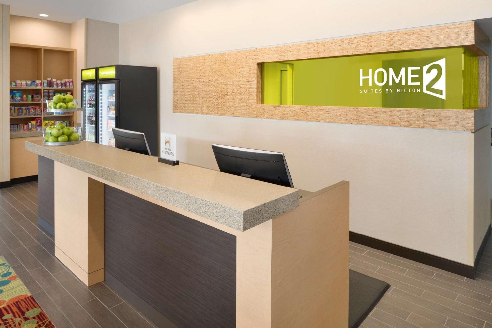 Hotel Home2 By Hilton Airport 3*