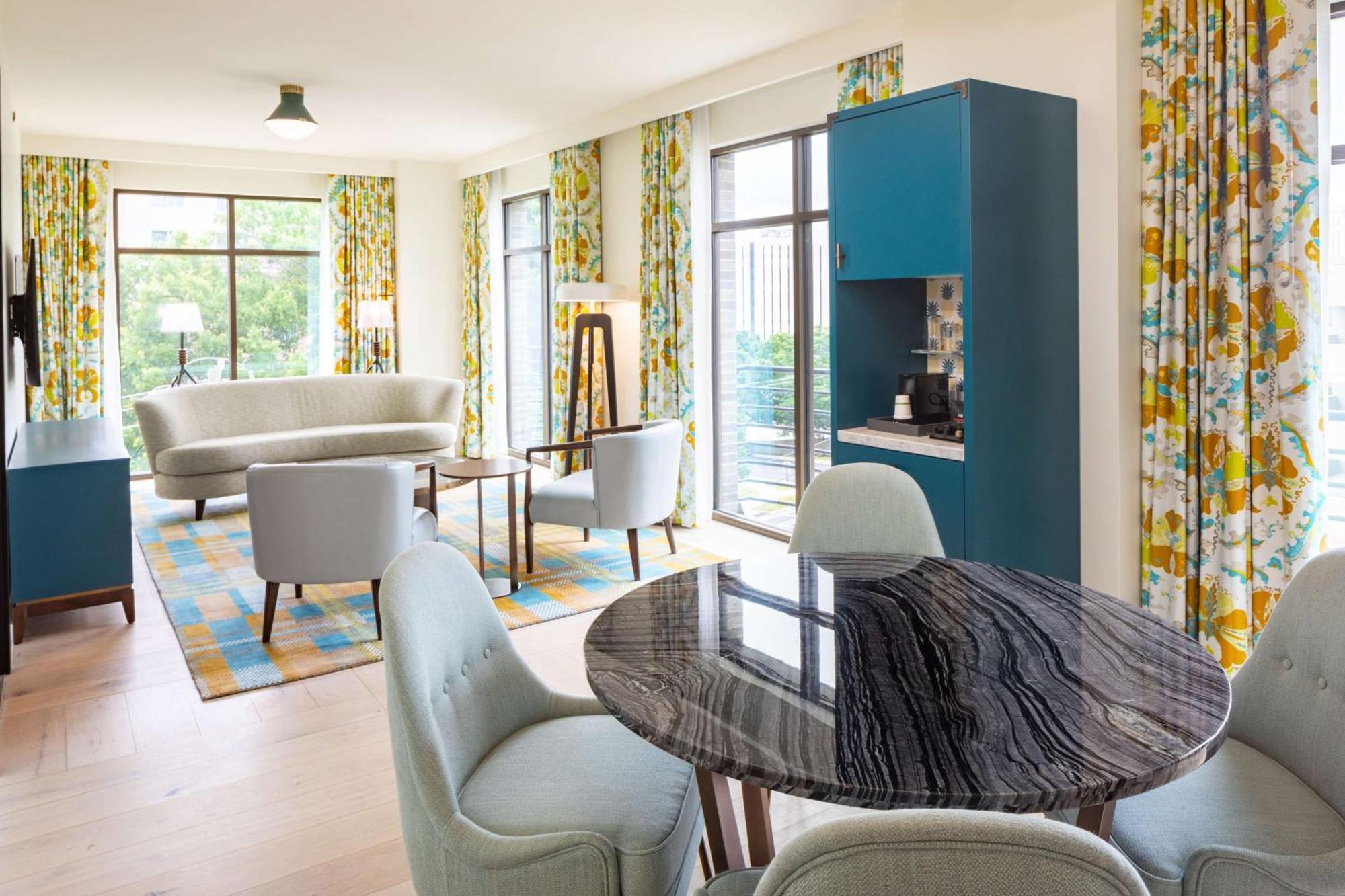 Canopy By Hilton Southpark 4*