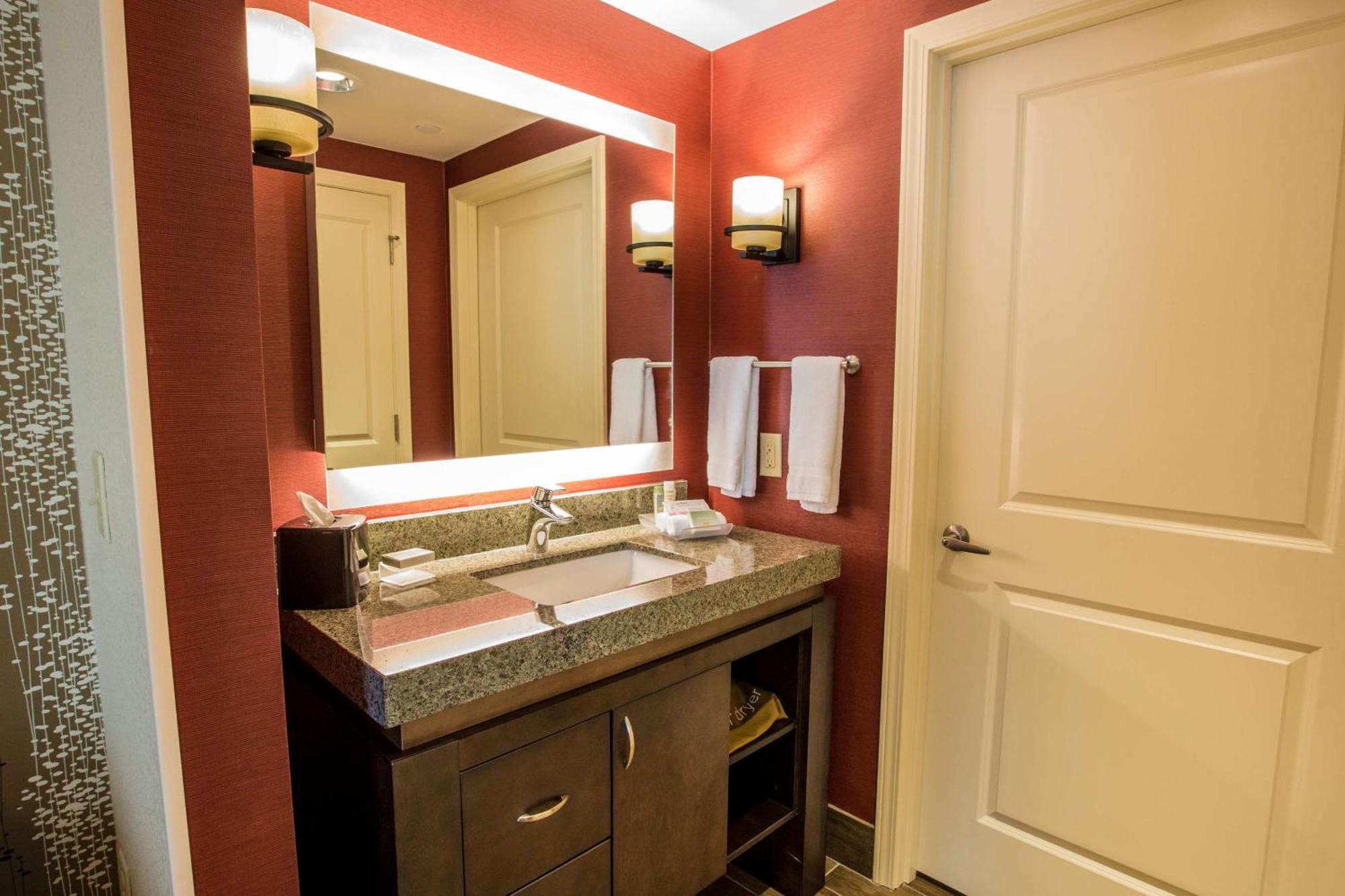 Homewood By Hilton Ballantyne, Nc 3* Charlotte
